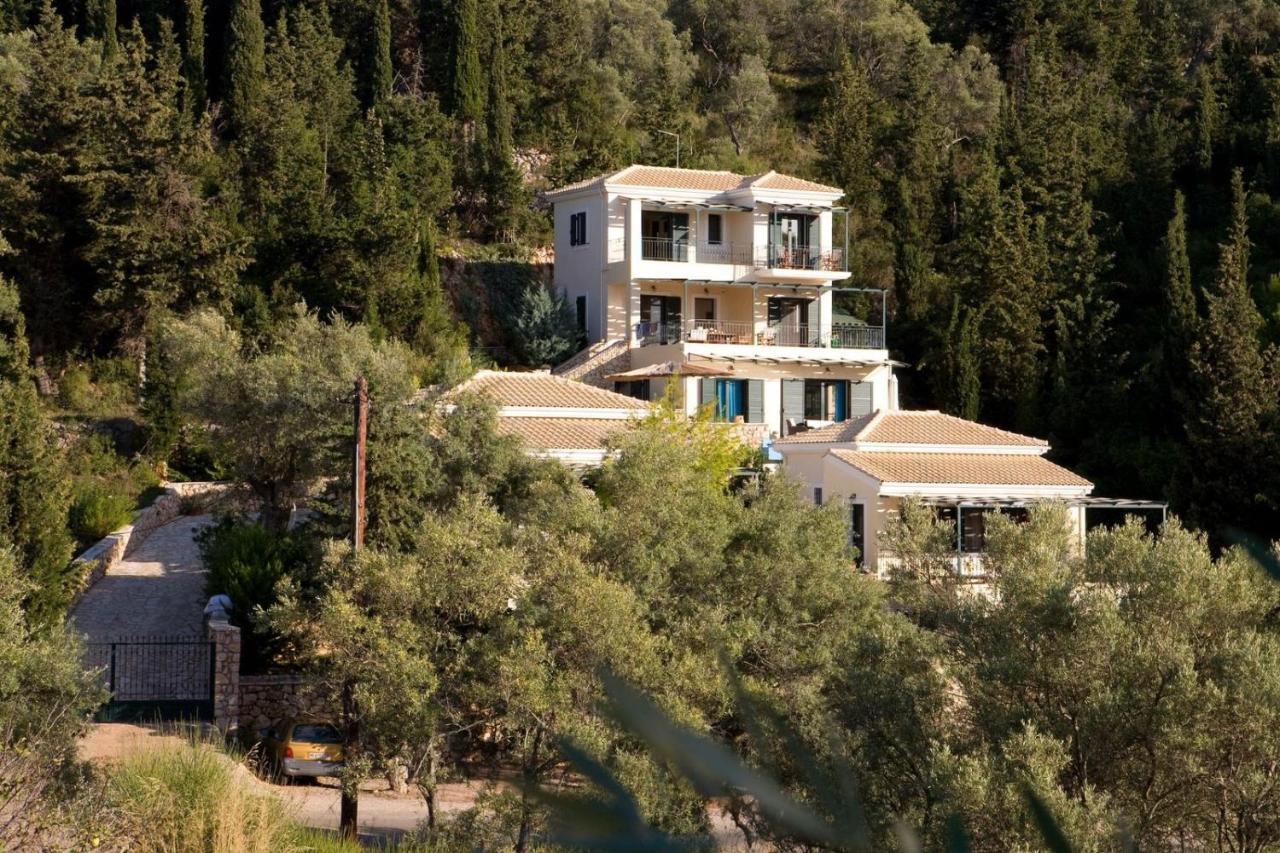 Villa Timoklia Tsoukalades Exterior photo